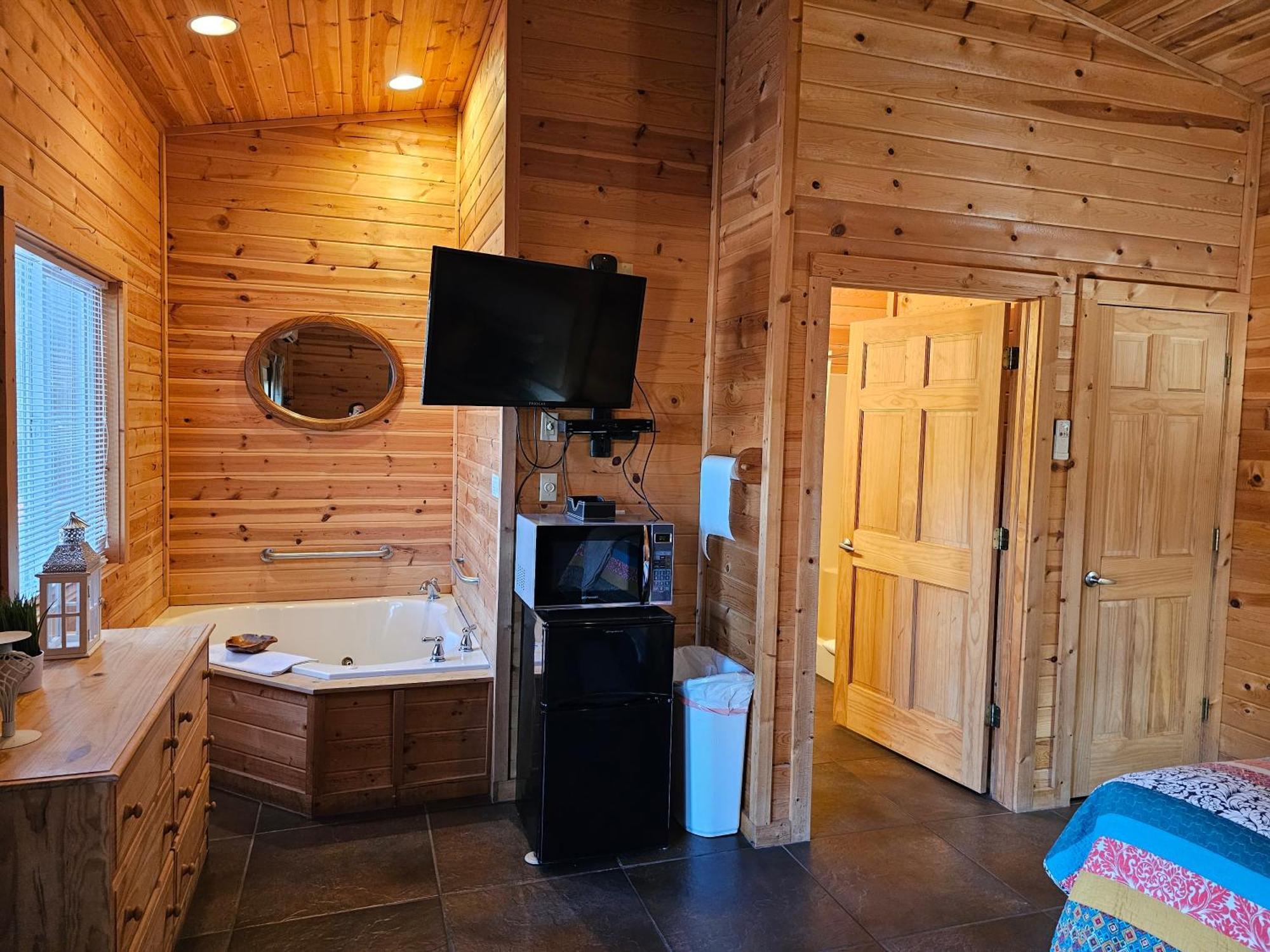 5 Min To Beaver Lake-King Bed-Fire Pit-Jetted Tub #4 Eureka Springs Dış mekan fotoğraf